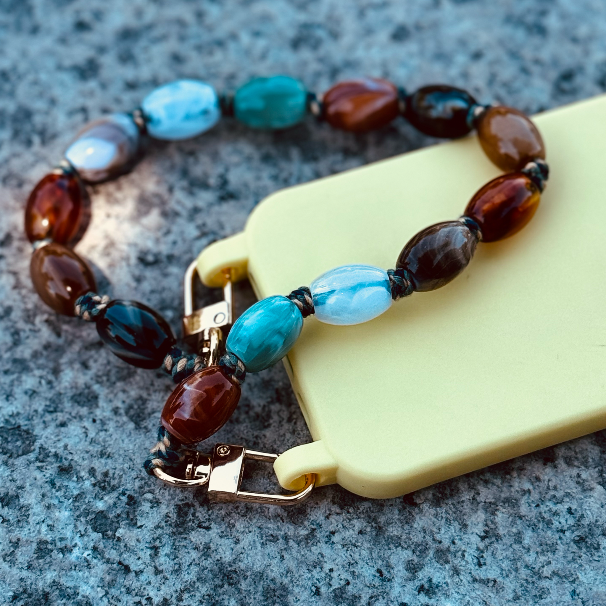 Amber Flow - Strap pentru telefon