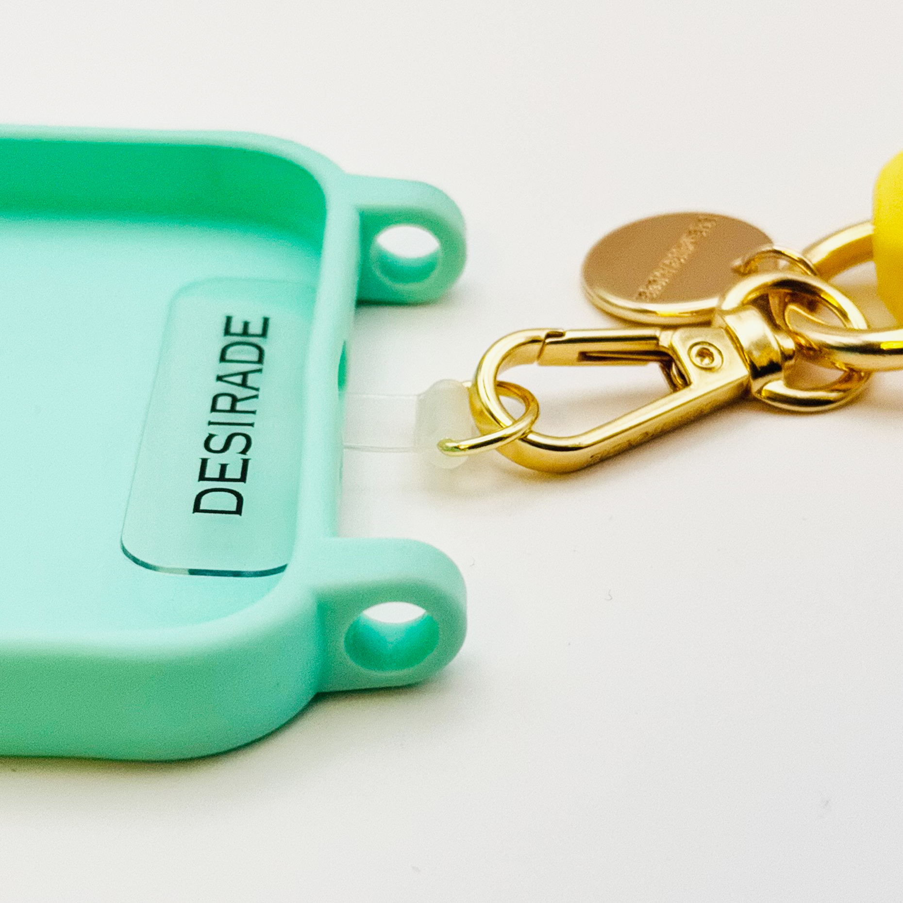 Adaptor Universal pentru Strap – Gold Edition