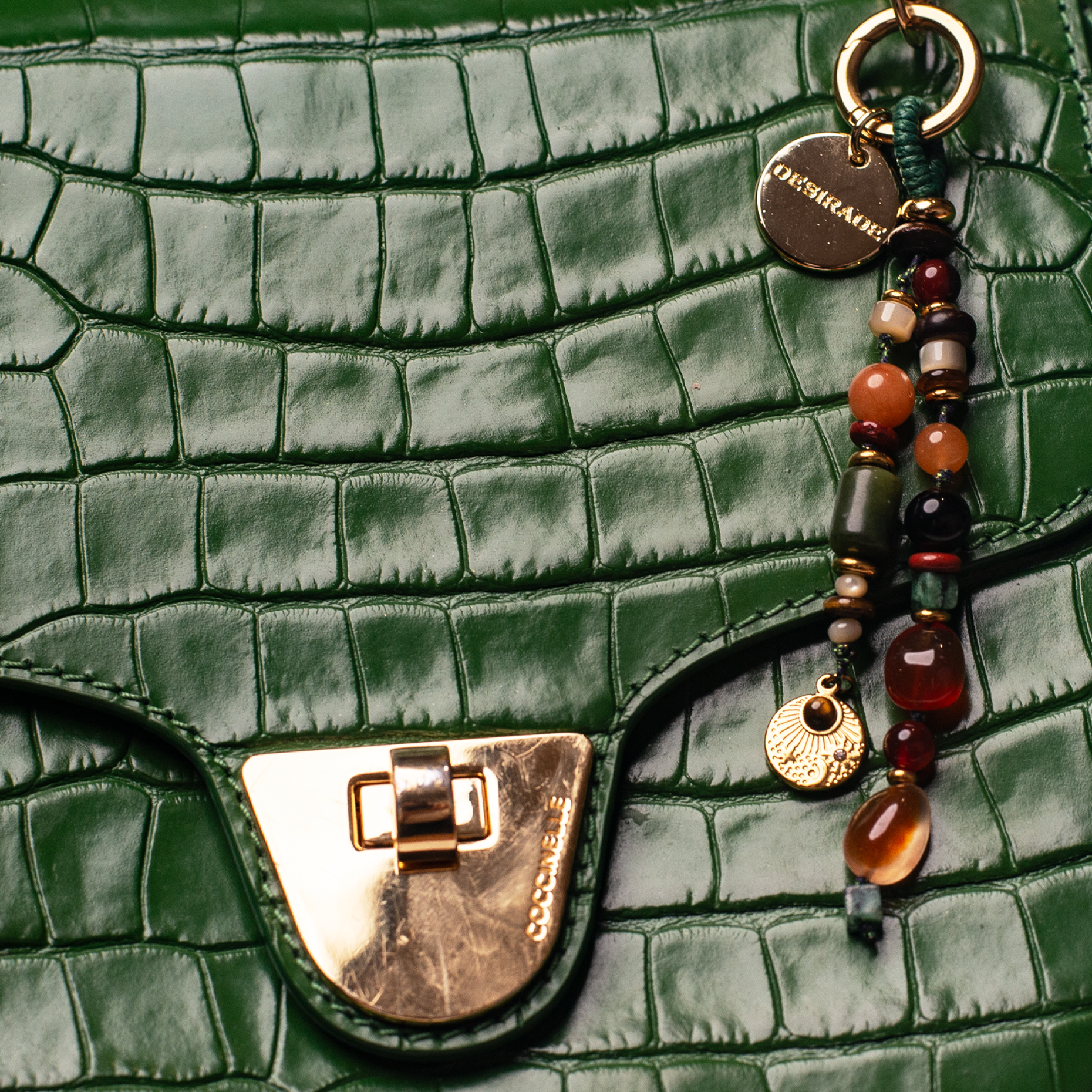 TERRA D’ORO – Charm pentru geantă din pietre naturale